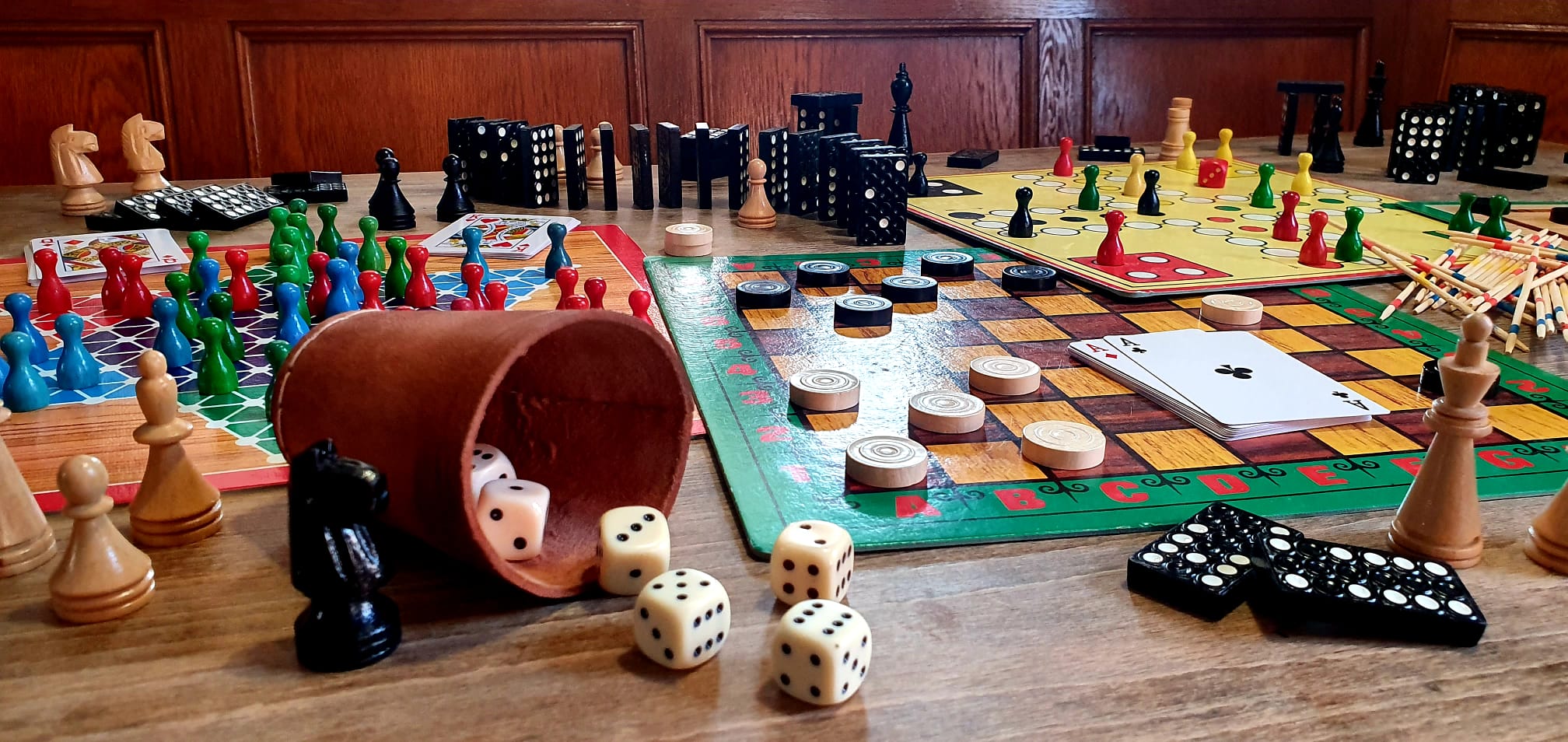 Gesellschaftsspiele